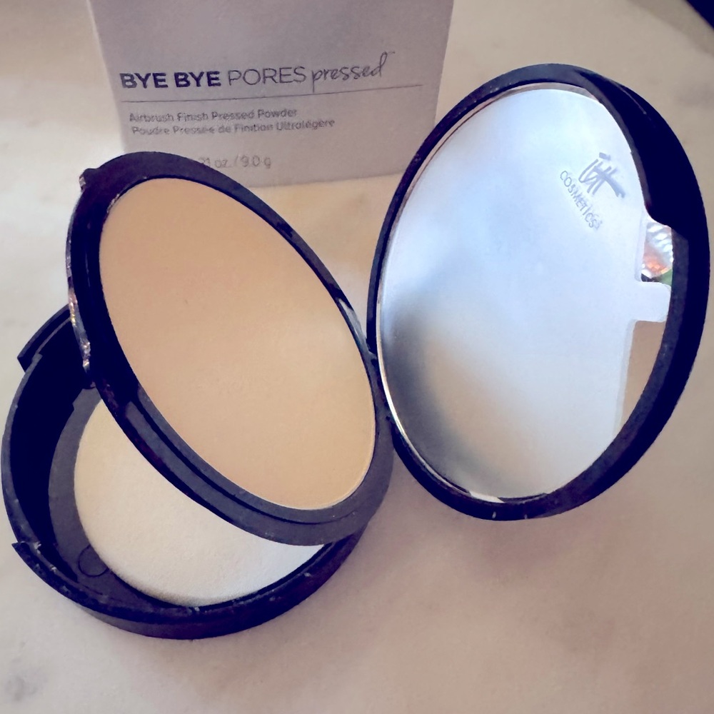 it Cosmetics Bye Bye Pores